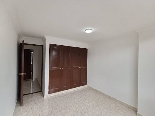 Apartamento de 3 alcobas en venta en San Jose Del Prado, Bogotá, 94 m² · foto 16 de 21