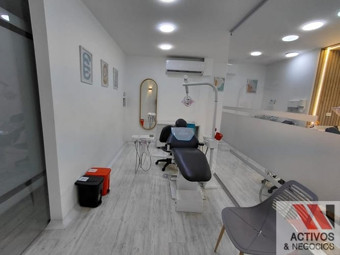 Local en arriendo en El Castillo, Medellín, 73 m² · foto 11 de 11