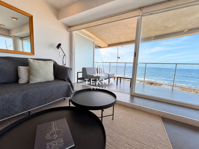 Apartamento En Alquiler De 3 Dormitorios En Primera Línea Peninsula · Foto 2