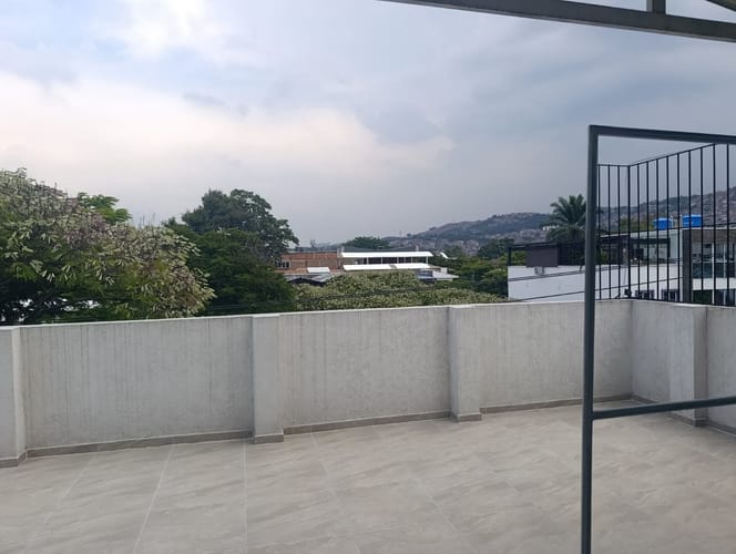 Edificio en venta en El Refugio, Cali, 759 m² · foto 23 de 23