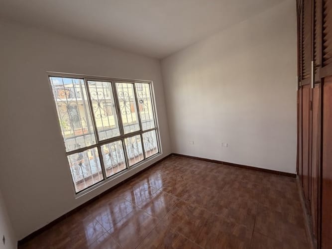 Casa de 8 alcobas en venta en Antonio Nariño, Cali, 210 m² · foto 4 de 18