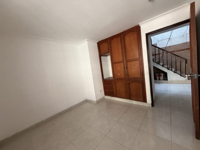 Casa de 8 alcobas en venta en Antonio Nariño, Cali, 210 m² · foto 12 de 18