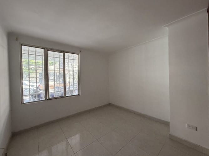 Casa de 8 alcobas en venta en Antonio Nariño, Cali, 210 m² · foto 14 de 18