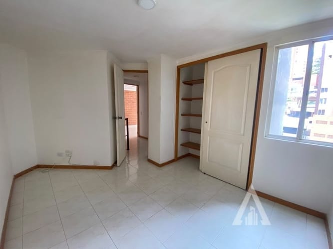 Apartamento de 3 alcobas en arriendo en Las Granjas, Medellín, 100 m² · foto 20 de 22
