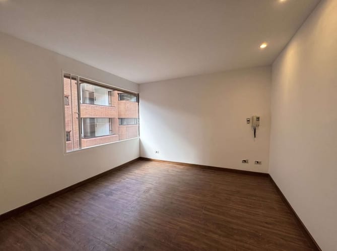 Apartamento de 3 alcobas en arriendo en Los Rosales, Bogotá, 156 m² · foto 15 de 21