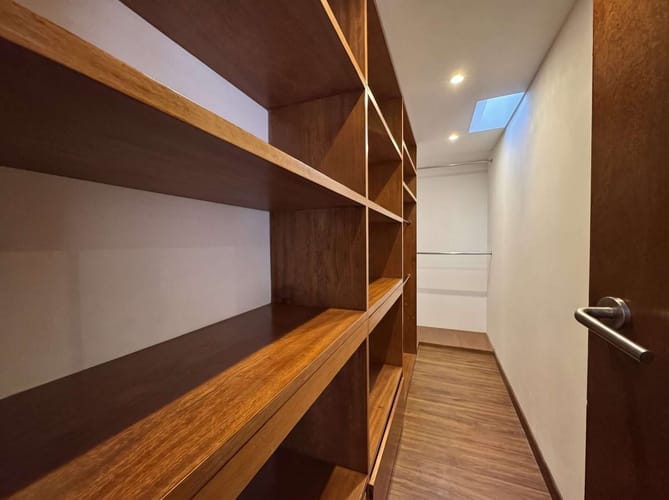 Apartamento de 3 alcobas en arriendo en Los Rosales, Bogotá, 156 m² · foto 17 de 21