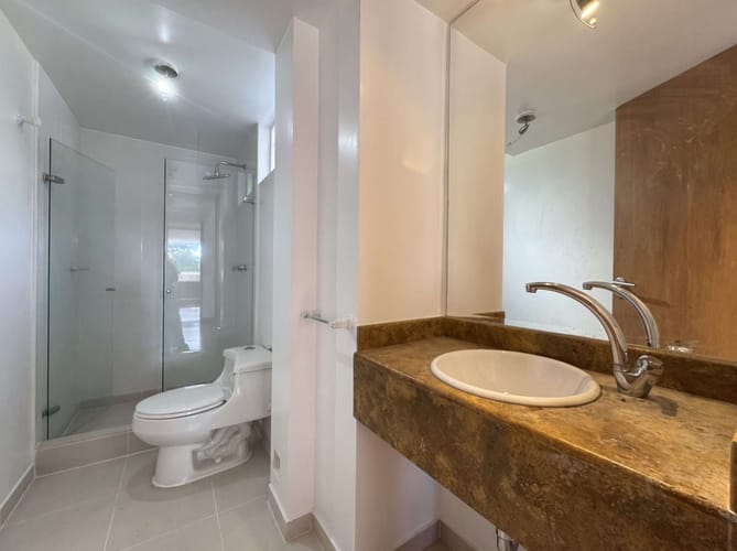 Apartamento de 3 alcobas en arriendo en Los Rosales, Bogotá, 156 m² · foto 19 de 21