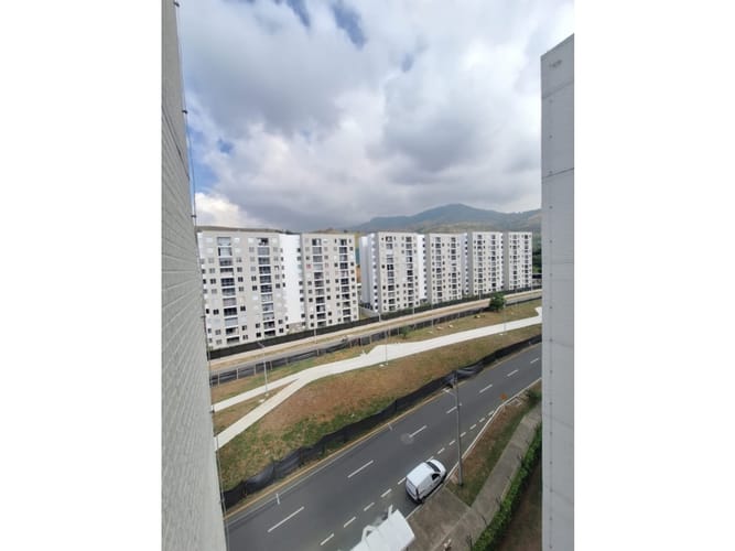 Apartamento de 2 alcobas en venta en Rural, Yumbo, 52 m² · foto 5 de 14