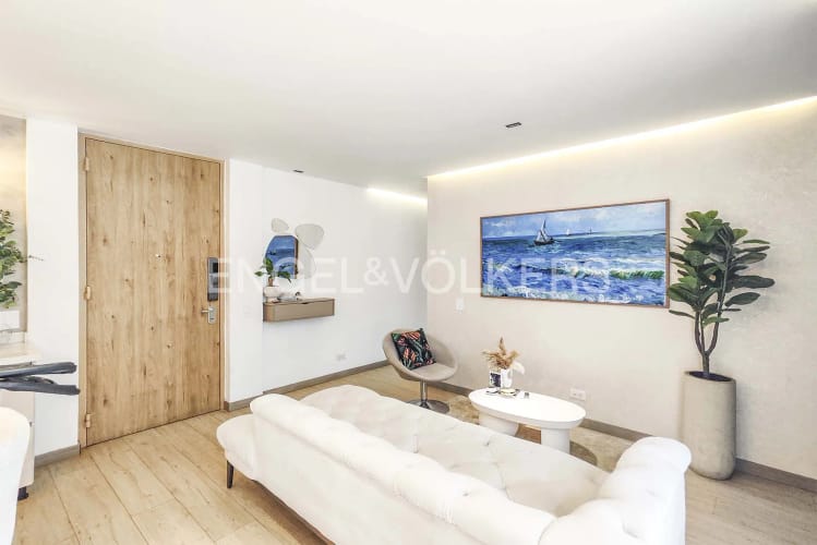 Apartamento de 1 alcoba en venta en Chico Norte, Bogotá, 65 m² · foto 5 de 13