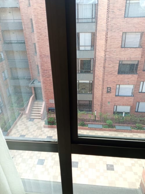Apartamento de 3 alcobas en venta en Quinta Paredes, Bogotá, 83 m² · foto 5 de 14