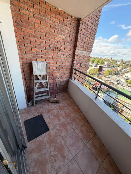 Apartamento en alquiler 1 dormitorio con balcón, piso 6 en Buceo · Foto 4