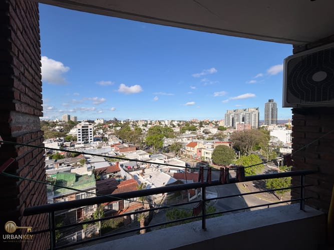 Apartamento en alquiler 1 dormitorio con balcón, piso 6 en Buceo · Foto 6