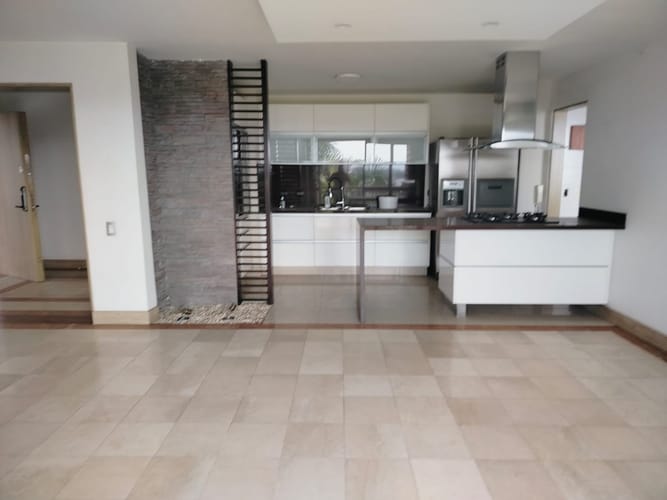 Apartamento de 3 alcobas en venta en Unicentro Cali, Cali, 155 m² · foto 7 de 18