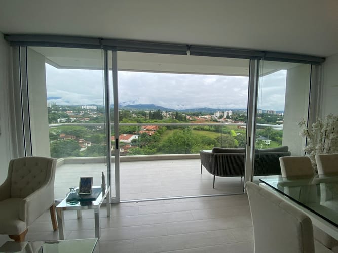 Apartamento de 3 alcobas en venta en Ciudad Jardin, Cali, 143 m² · foto 3 de 6