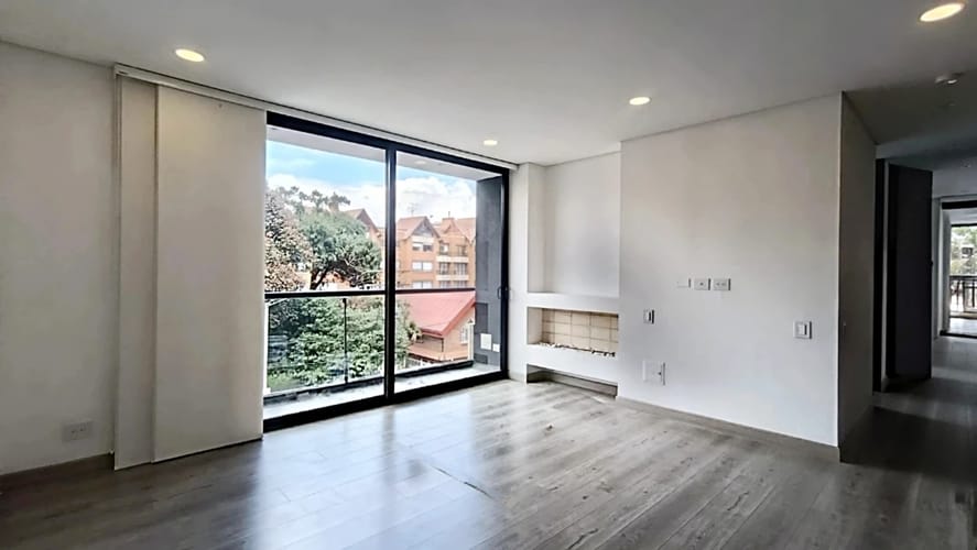 Apartamento de 3 alcobas en arriendo en Santa Barbara Occidental, Bogotá, 115 m² · foto 2 de 24