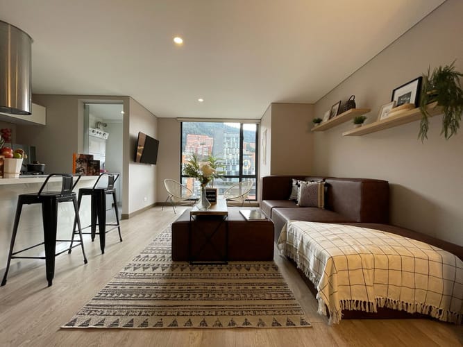 Apartamento de 3 alcobas en arriendo en Santa Barbara Oriental, Bogotá, 110 m² · foto 2 de 24