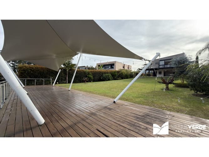 Casa de 5 alcobas en arriendo en Llano Grande, Rionegro, 350 m² · foto 19 de 24