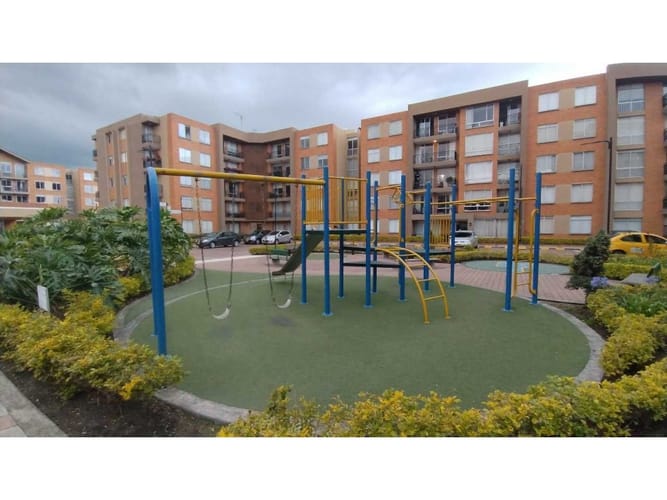 Apartamento de 3 alcobas en arriendo en La Estacion, Cajicá, 77 m² · foto 20 de 23