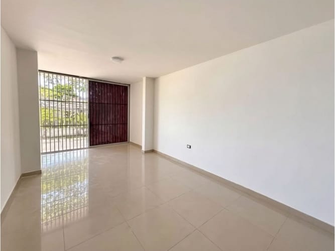 Local en arriendo en San Vicente, Cali, 180 m² · foto 3 de 10