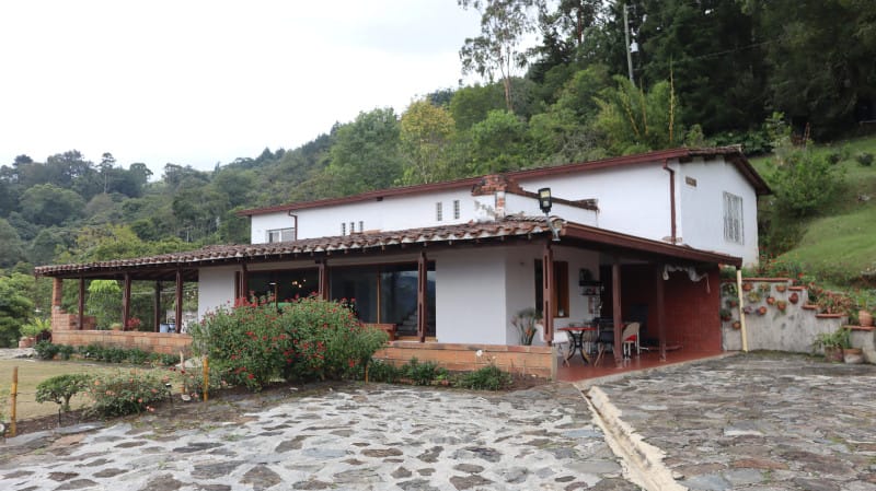Finca en venta en Cabecera Urbana San Cristobal, Medellín, 650 m² · foto 3 de 23