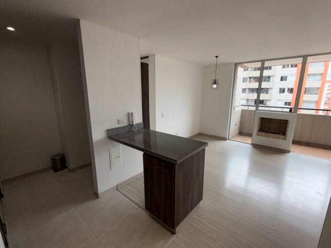Apartamento de 2 alcobas en venta en La Felicidad, Bogotá, 62 m² · foto 2 de 24
