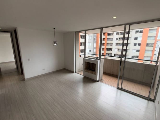 Apartamento de 2 alcobas en venta en La Felicidad, Bogotá, 62 m² · foto 10 de 24