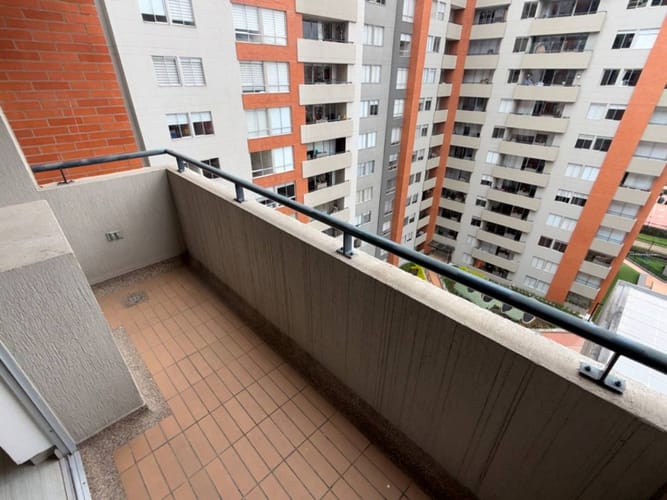 Apartamento de 2 alcobas en venta en La Felicidad, Bogotá, 62 m² · foto 12 de 24