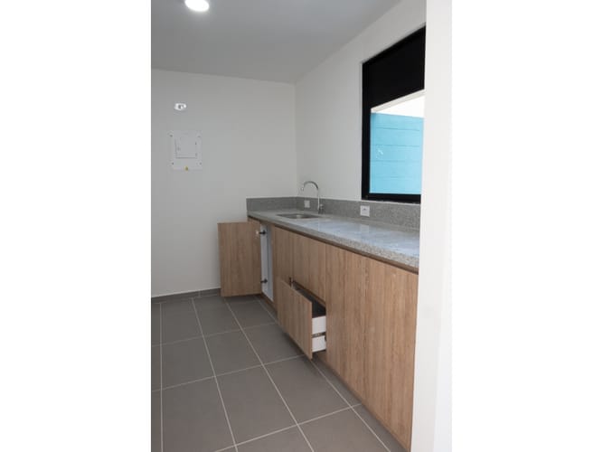 Casa de 3 alcobas en venta en Armenia, 125 m² · foto 2 de 19