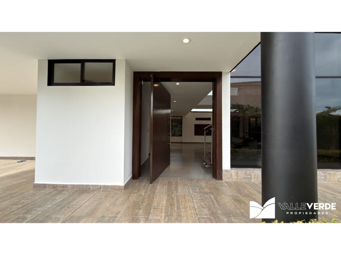 Casa de 5 alcobas en venta en Llano Grande, Rionegro, 350 m² · foto 5 de 24
