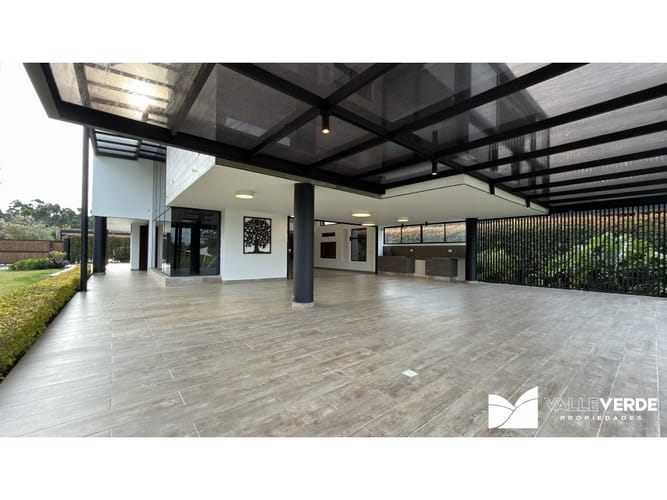 Casa de 5 alcobas en venta en Llano Grande, Rionegro, 350 m² · foto 15 de 24
