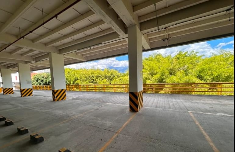 Local en venta en Portal De Pinares, Armenia, 25 m² · foto 8 de 17