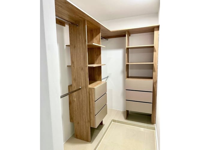 Apartamento de 3 alcobas en venta en Zona Industrial, Yumbo, 66 m² · foto 3 de 14
