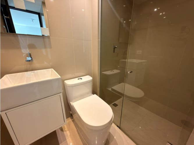 Apartamento de 2 alcobas en arriendo en Loma De Los Bernal, Medellín, 70 m² · foto 13 de 14