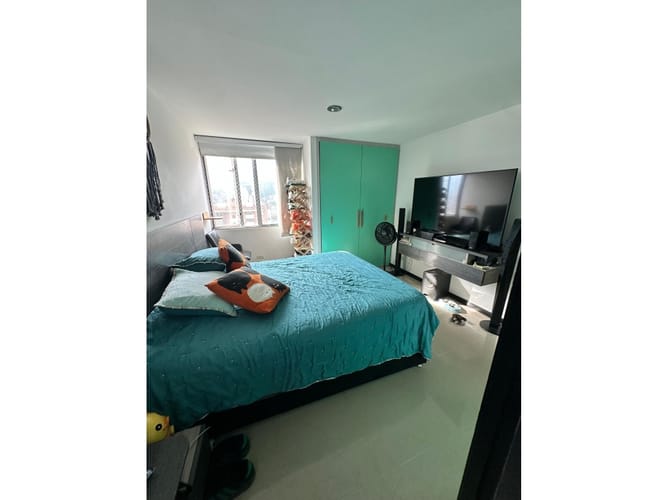 Apartamento de 2 alcobas en venta en Los Colores, Medellín, 77 m² · foto 10 de 15