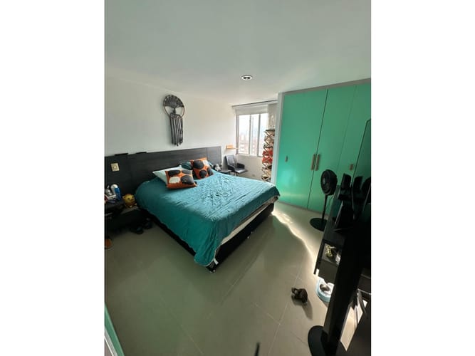 Apartamento de 2 alcobas en venta en Los Colores, Medellín, 77 m² · foto 11 de 15
