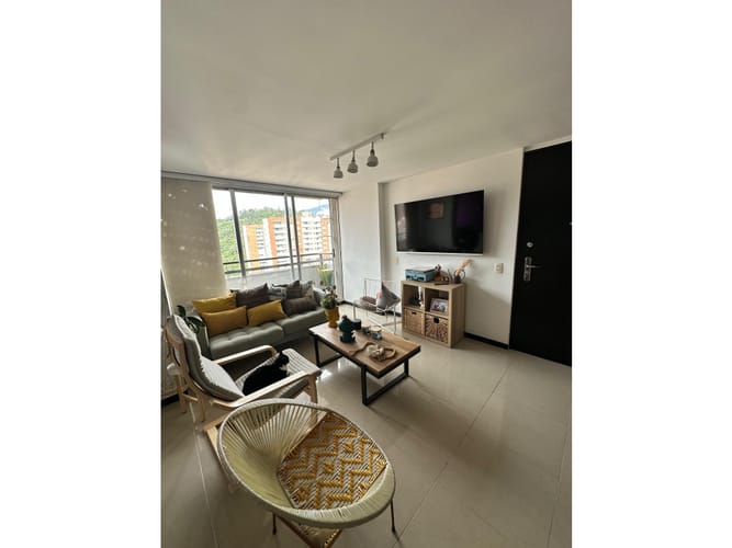 Apartamento de 2 alcobas en venta en Los Colores, Medellín, 77 m² · foto 13 de 15