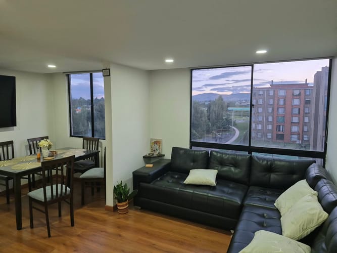 Apartamento de 2 alcobas en venta en Cr La Estancia Et I, Mosquera, 53 m² · foto 4 de 11