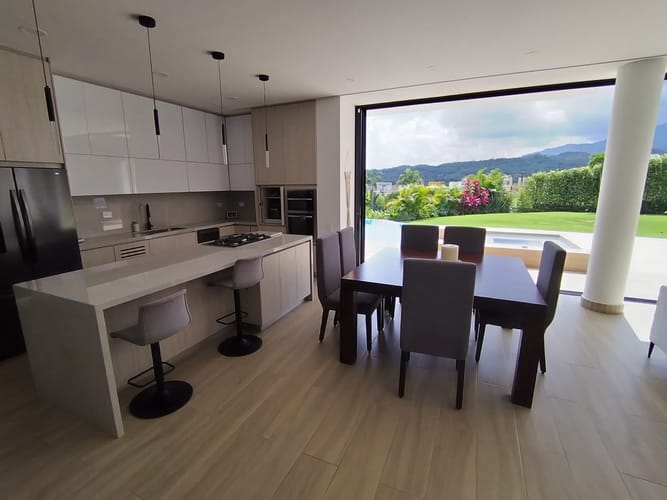 Casa de 4 alcobas en venta en Ciudad Jardin, Cali, 460 m² · foto 24 de 24