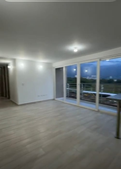 Apartamento de 3 alcobas en arriendo en Picaleña Y Mirolindo, Ibagué, 55 m² · foto 2 de 15