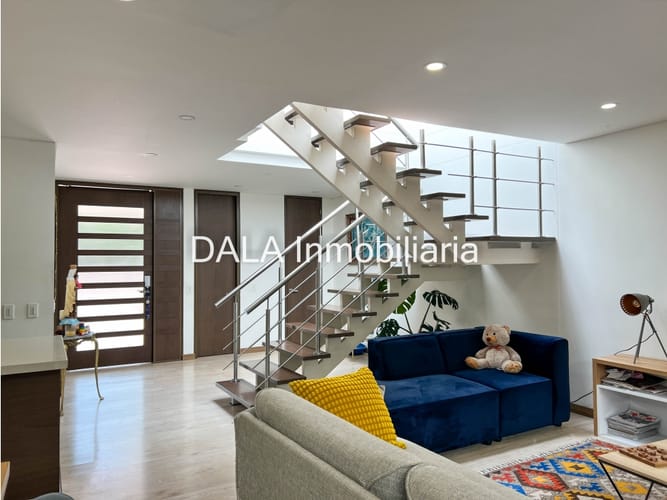 Casa de 3 alcobas en venta en Pueblo Viejo, Cota, 158 m² · foto 4 de 20