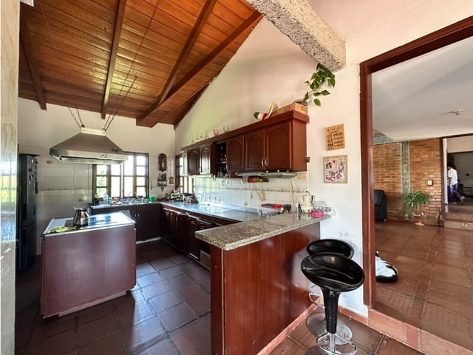 Casa de 3 alcobas en venta en Tribunas Corcega, Pereira, 290 m² · foto 5 de 17