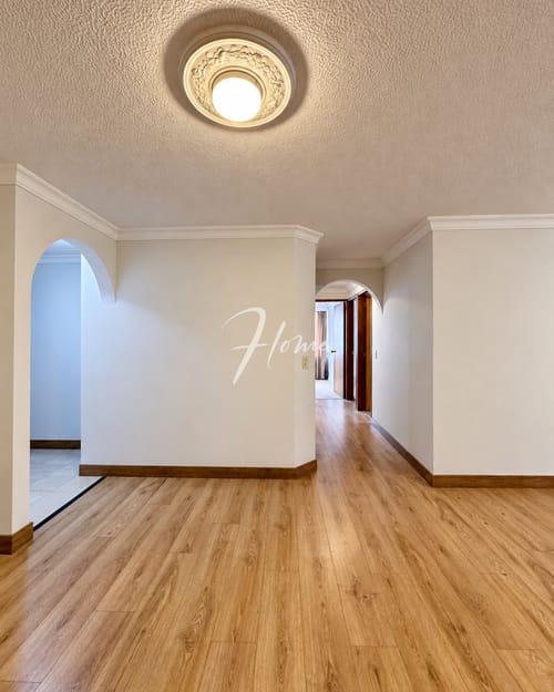 Apartamento de 3 alcobas en venta en Cedritos, Bogotá, 123 m² · foto 3 de 24