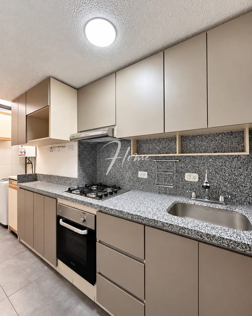 Apartamento de 3 alcobas en venta en Cedritos, Bogotá, 123 m² · foto 7 de 24