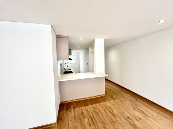 Apartamento de 2 alcobas en venta en Chicó Reservado, Bogotá, 97 m² · foto 8 de 20