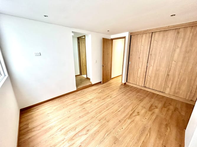 Apartamento de 2 alcobas en arriendo en Chicó Reservado, Bogotá, 97 m² · foto 18 de 20