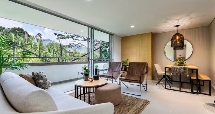 Apartamento de 2 alcobas en venta en Suramérica, Itagüí, 66 m² · foto 3 de 15