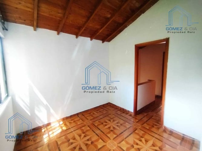 Casa de 2 alcobas en arriendo en Miraflores, Medellín, 65 m² · foto 7 de 9