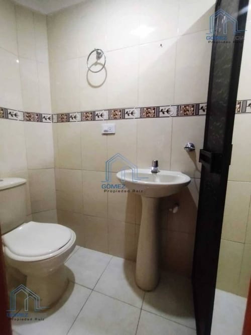 Casa de 2 alcobas en arriendo en Miraflores, Medellín, 65 m² · foto 9 de 9
