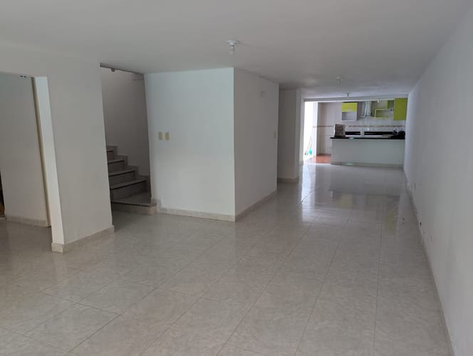 Casa de 5 alcobas en venta en Nueva Tequendama, Cali, 250 m² · foto 10 de 21