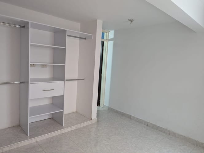 Casa de 5 alcobas en venta en Nueva Tequendama, Cali, 250 m² · foto 6 de 21